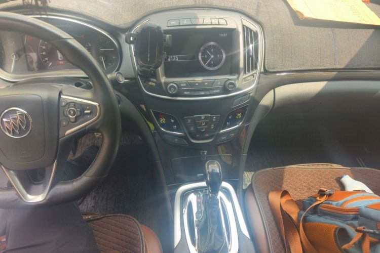 Used Buick Regal 2014 GS 2.0T Passionate Sport Edition Audio And AC Panel