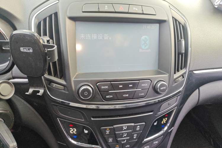 Used Buick Regal 2014 1.6T Fashionable Tech Edition Audio And AC Panel