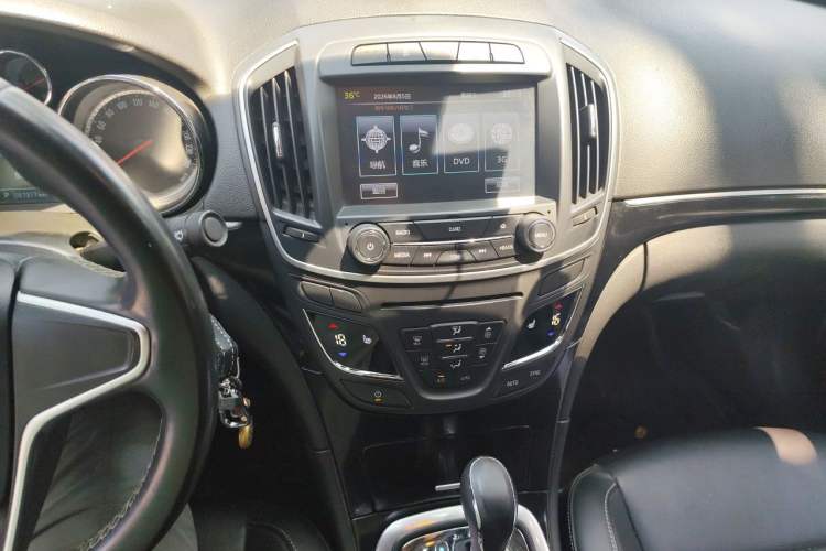 Used Buick Regal 2014 1.6T Fashionable Tech Edition Audio And AC Panel