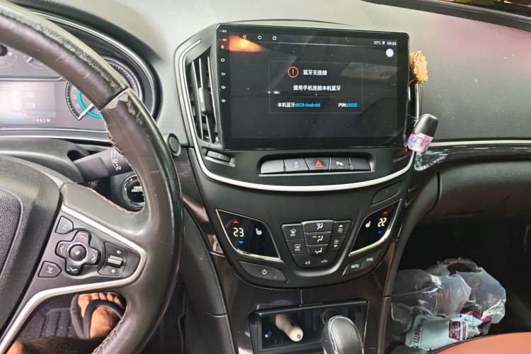 Used Buick Regal 2014 GS 2.0T Grand Sport Edition Audio And AC Panel