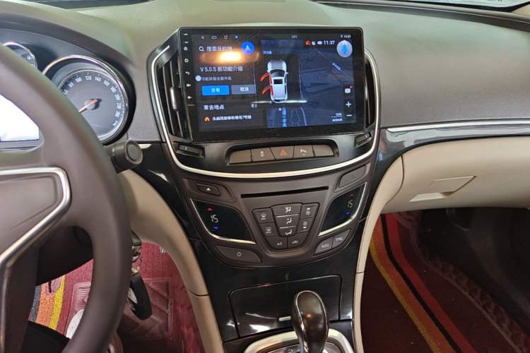 Used Buick Regal 2014 2.0L Leading Fashion Edition Audio And AC Panel