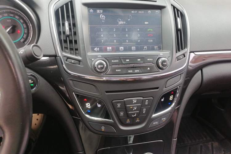 Used Buick Regal 2014 GS 2.0T Grand Sport Edition Audio And AC Panel