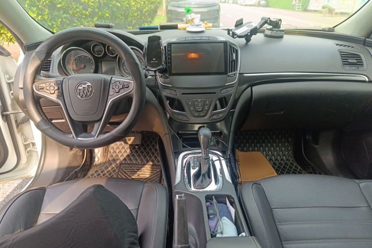 Used Buick Regal 2014 1.6T Fashionable Tech Edition Center Console