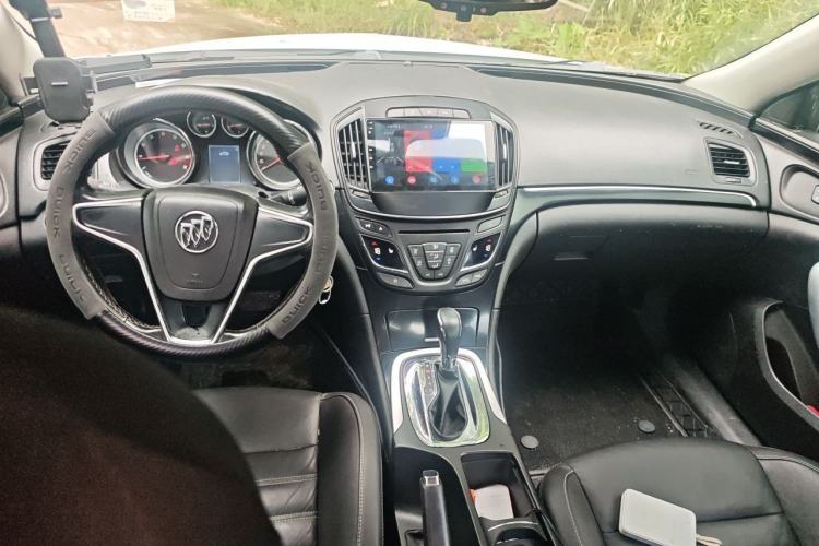 Used Buick Regal 2014 1.6T Fashionable Tech Edition Center Console