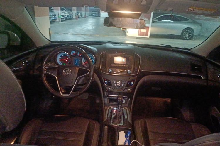 Used Buick Regal 2014 1.6T Fashionable Tech Edition Center Console