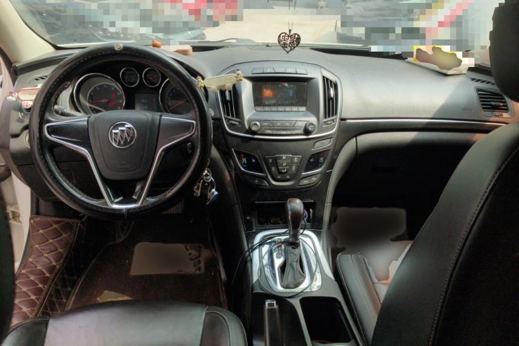 Used Buick Regal 2014 1.6T Fashionable Tech Edition Center Console