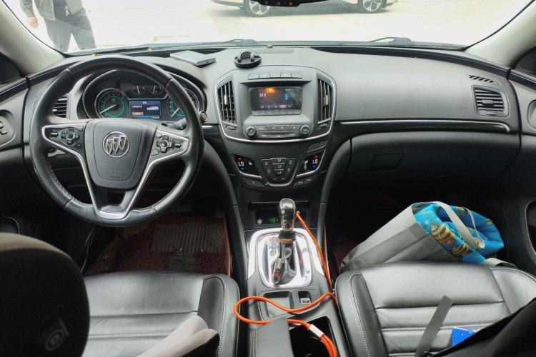 Used Buick Regal 2014 GS 2.0T Grand Sport Edition Center Console