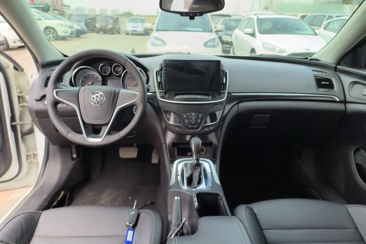 Used Buick Regal 2014 1.6T Fashionable Tech Edition Center Console