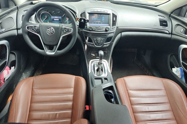 Used Buick Regal 2014 GS 2.0T Grand Sport Edition Center Console