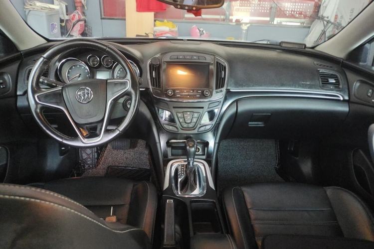 Used Buick Regal 2014 1.6T Fashionable Tech Edition Center Console