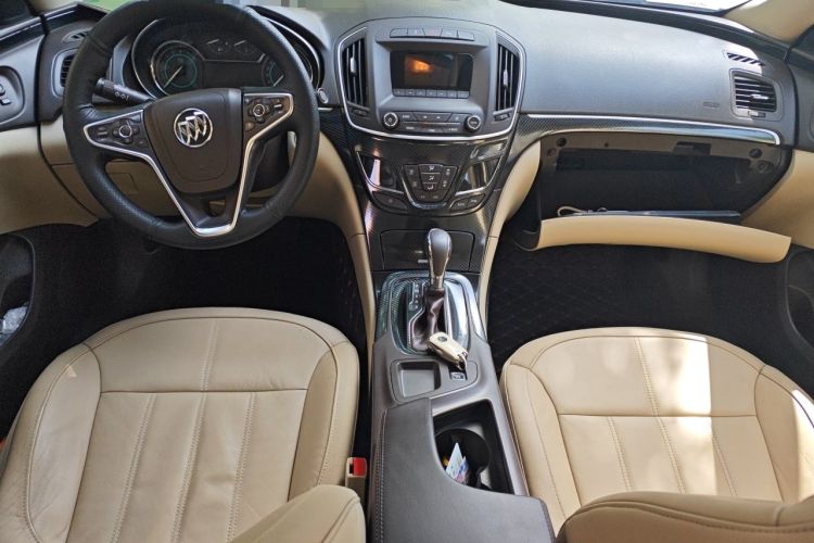 Used Buick Regal 2014 2.0L Elite Fashion Edition Center Console