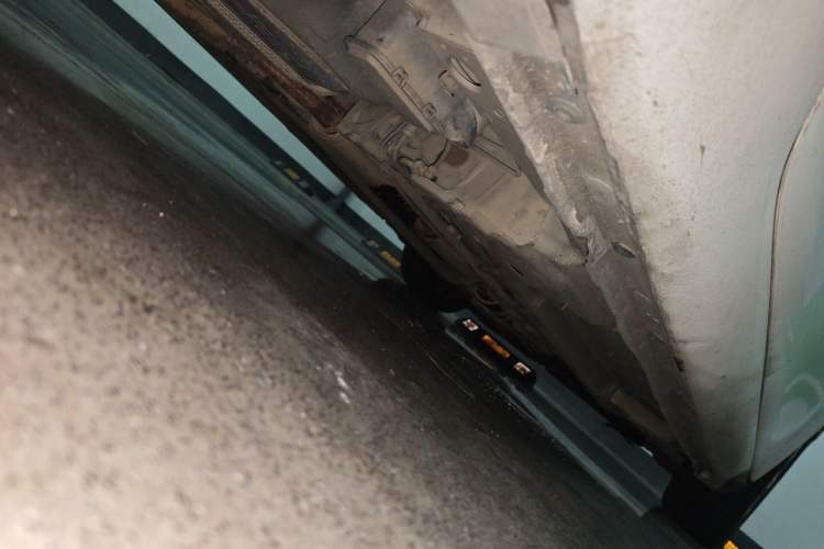 Used Buick Regal 2014 2.0L Elite Fashion Edition Chassis Rear Right