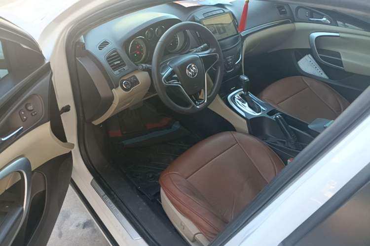 Used Buick Regal 2014 2.0L Leading Fashion Edition Driver Seat