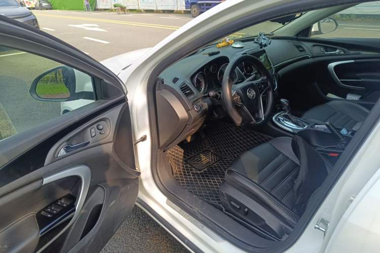 Used Buick Regal 2014 1.6T Fashionable Tech Edition Driver Seat