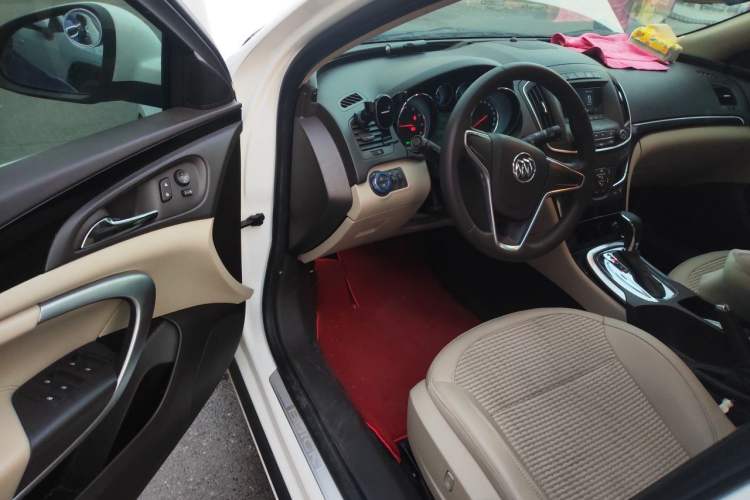 Used Buick Regal 2014 2.0L Leading Fashion Edition Driver Seat