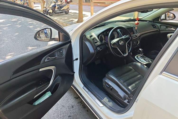 Used Buick Regal 2014 1.6T Fashionable Tech Edition Driver Seat