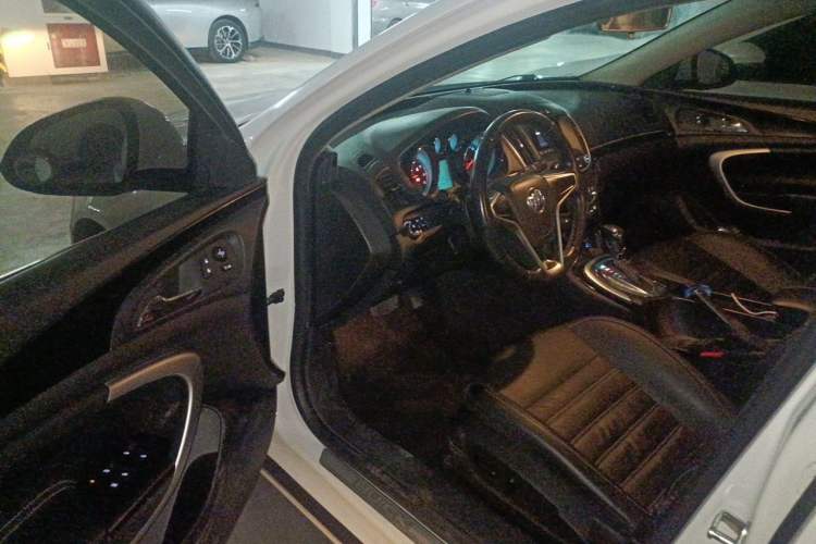 Used Buick Regal 2014 1.6T Fashionable Tech Edition Driver Seat