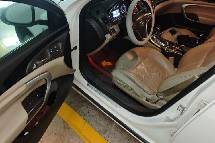 Used Buick Regal 2014 2.0L Elite Fashion Edition Driver Seat