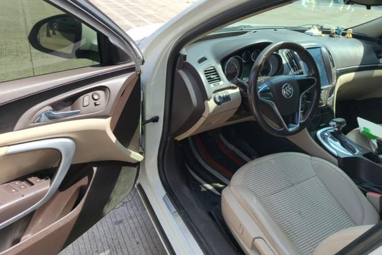 Used Buick Regal 2014 2.0L Leading Fashion Edition Driver Seat