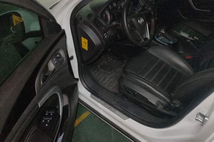 Used Buick Regal 2014 1.6T Fashionable Tech Edition Driver Seat