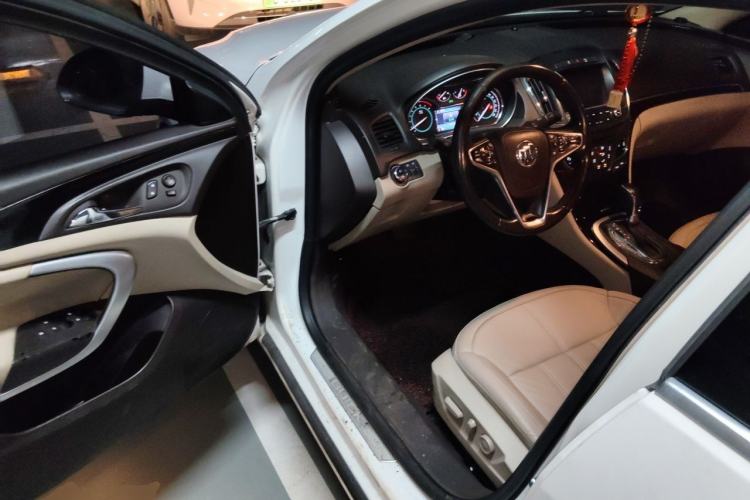 Used Buick Regal 2014 2.0L Elite Fashion Edition Driver Seat
