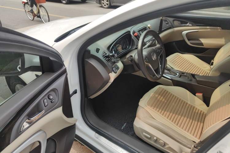 Used Buick Regal 2014 2.0L Elite Fashion Edition Driver Seat
