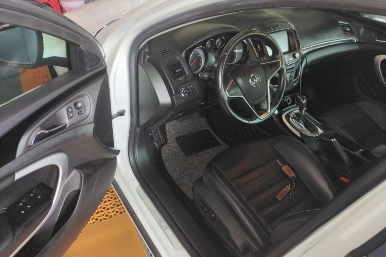 Used Buick Regal 2014 1.6T Fashionable Tech Edition Driver Seat