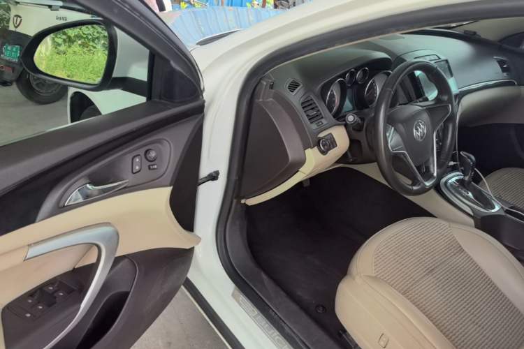 Used Buick Regal 2014 2.0L Leading Fashion Edition Driver Seat