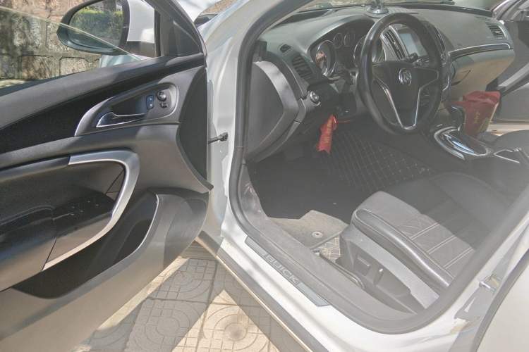 Used Buick Regal 2014 1.6T Fashionable Tech Edition Driver Seat