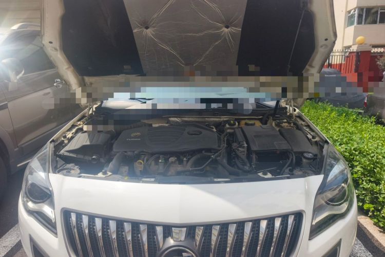 Used Buick Regal 2014 GS 2.0T Passionate Sport Edition Engine Bay