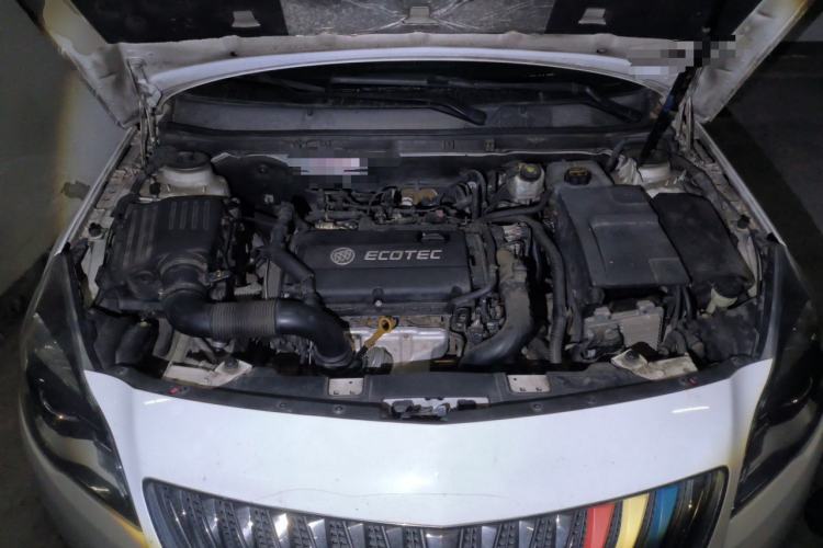 Used Buick Regal 2014 1.6T Fashionable Tech Edition Engine Bay