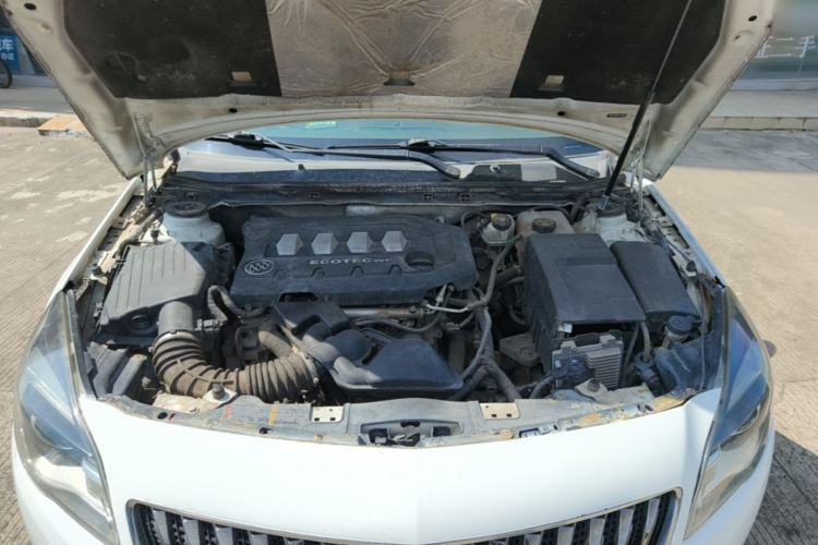 Used Buick Regal 2014 2.0L Leading Fashion Edition Engine Bay