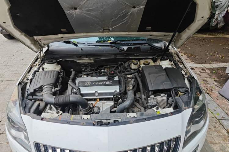Used Buick Regal 2014 1.6T Fashionable Tech Edition Engine Bay