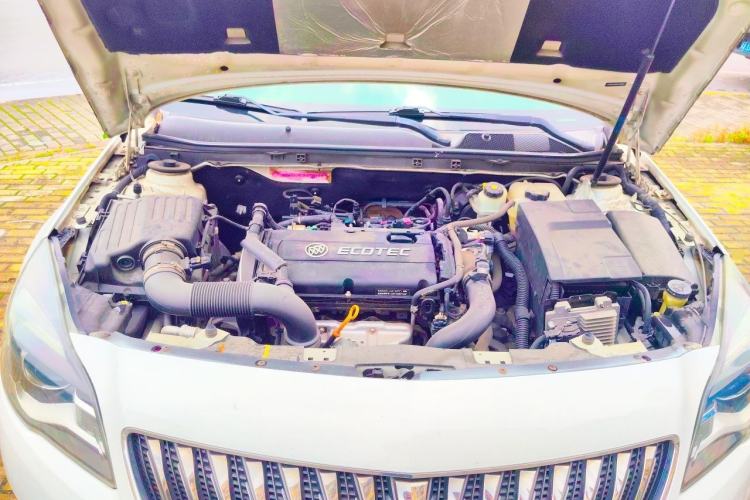 Used Buick Regal 2014 1.6T Fashionable Tech Edition Engine Bay