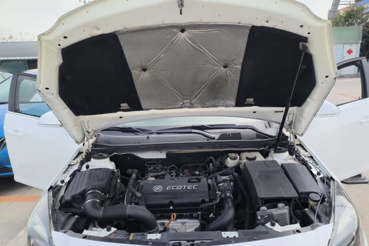 Used Buick Regal 2014 1.6T Fashionable Tech Edition Engine Bay