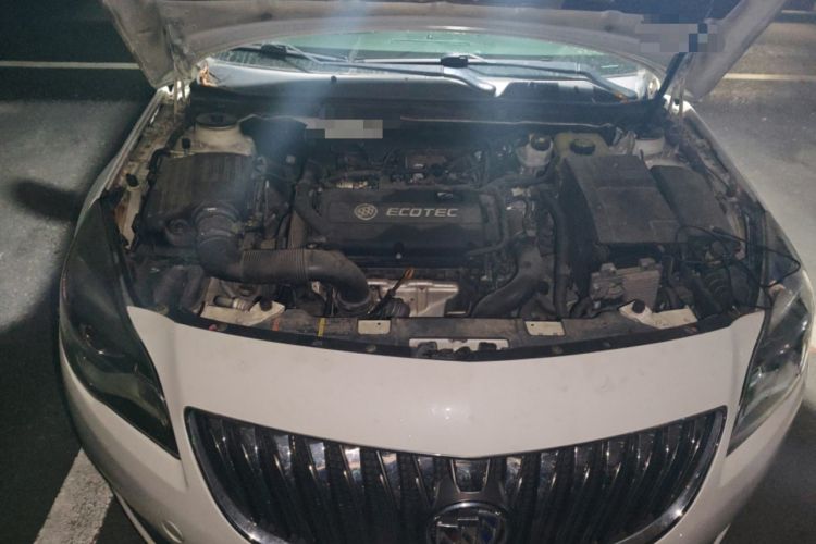 Used Buick Regal 2014 1.6T Fashionable Tech Edition Engine Bay