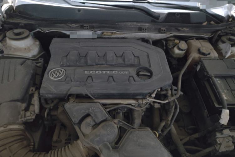 Used Buick Regal 2014 2.0L Leading Fashion Edition Engine Bay