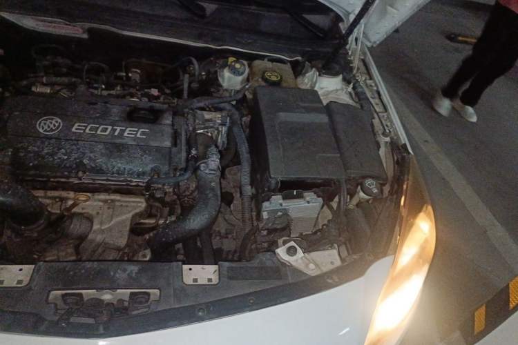 Used Buick Regal 2014 1.6T Fashionable Tech Edition Engine Bay Left