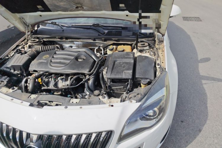 Used Buick Regal 2014 GS 2.0T Passionate Sport Edition Engine Bay Left