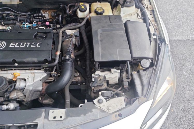 Used Buick Regal 2014 1.6T Fashionable Tech Edition Engine Bay Left