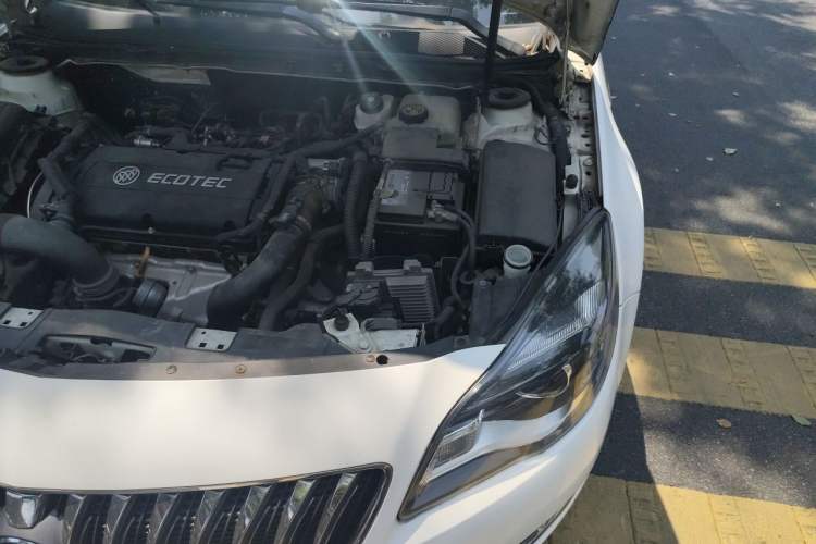Used Buick Regal 2014 1.6T Fashionable Tech Edition Engine Bay Left