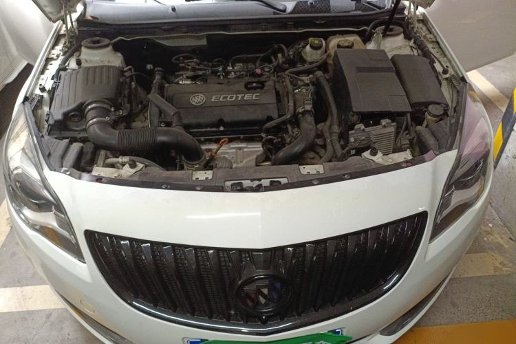 Used Buick Regal 2014 1.6T Fashionable Tech Edition Engine Bay