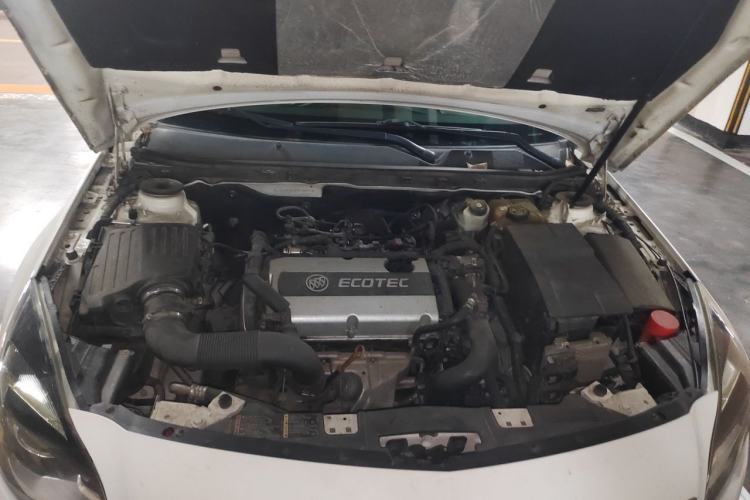 Used Buick Regal 2014 1.6T Fashionable Tech Edition Engine Bay