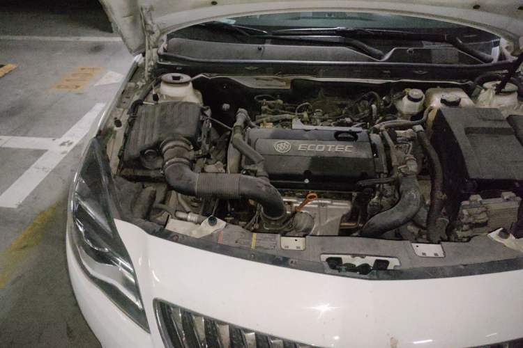 Used Buick Regal 2014 1.6T Fashionable Tech Edition Engine Bay Right