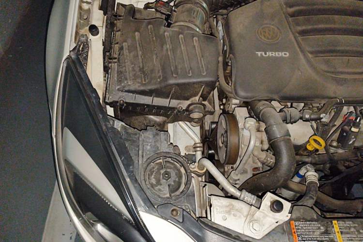 Used Buick Regal 2014 GS 2.0T Grand Sport Edition Engine Bay Right