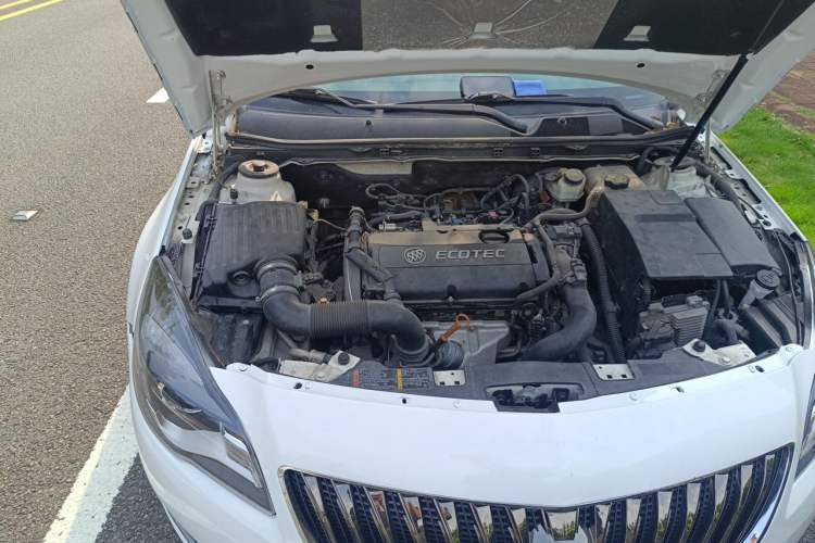 Used Buick Regal 2014 1.6T Fashionable Tech Edition Engine Bay Right