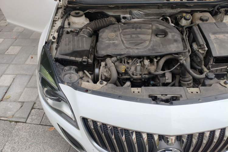Used Buick Regal 2014 GS 2.0T Grand Sport Edition Engine Bay Right