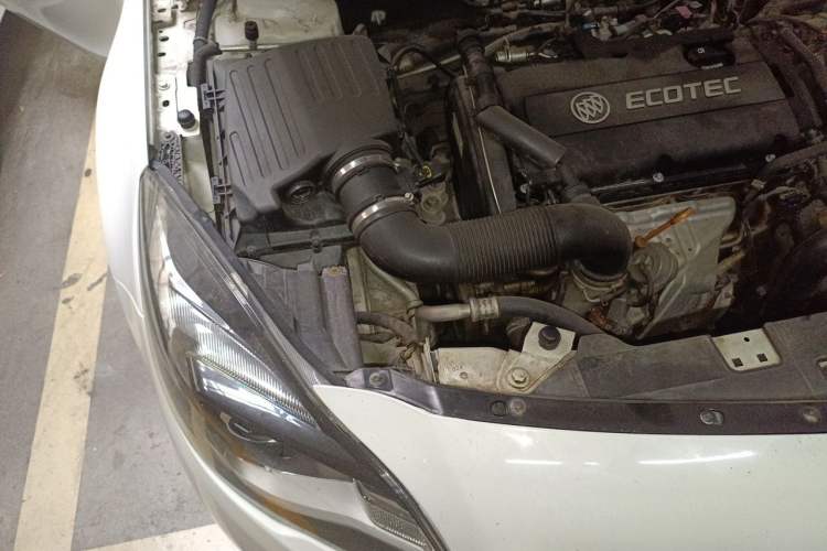 Used Buick Regal 2014 1.6T Fashionable Tech Edition Engine Bay Right