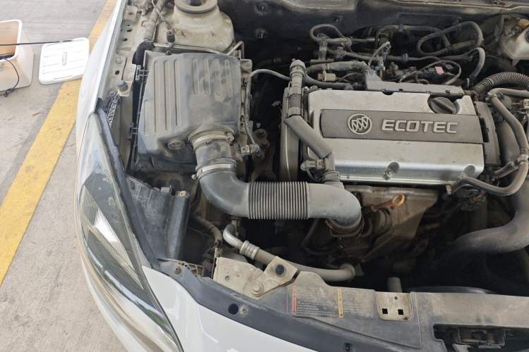 Used Buick Regal 2014 1.6T Fashionable Tech Edition Engine Bay Right