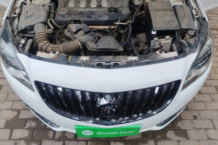 Used Buick Regal 2014 2.0L Elite Fashion Edition Engine Bay